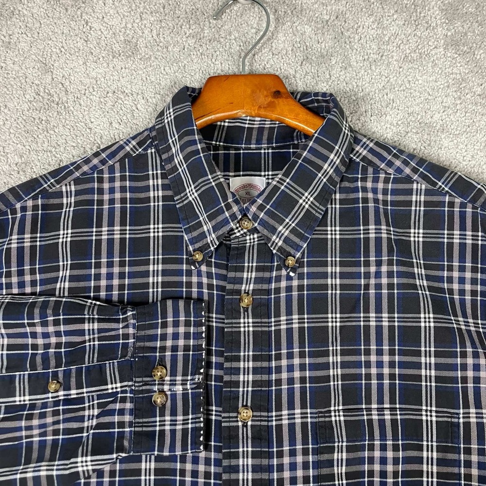 Brooks Brothers Mens XL Button Down Shirt Navy Blue Plaid Cotton‎ Long Sleeve XL